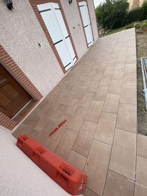 Terrasse Carrelée & Accès Jardin - Muret — Extérieur à Muret