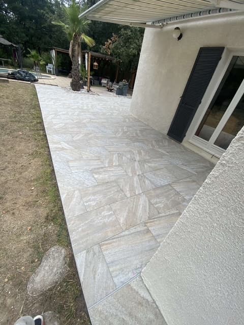 Terrasse Effet Pierre & Jardin - Balma — Extérieur à Balma
